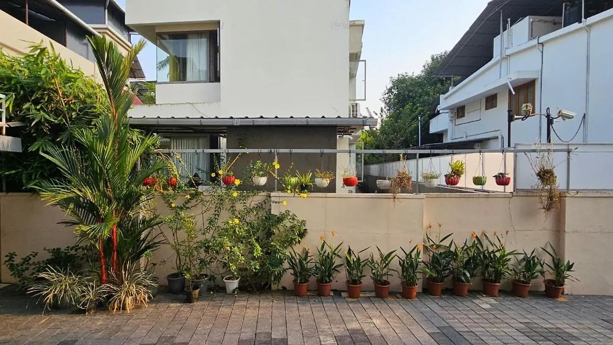 Breeze And Bliss Apartment Kochi 0*,
