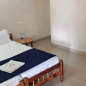  Homestay E